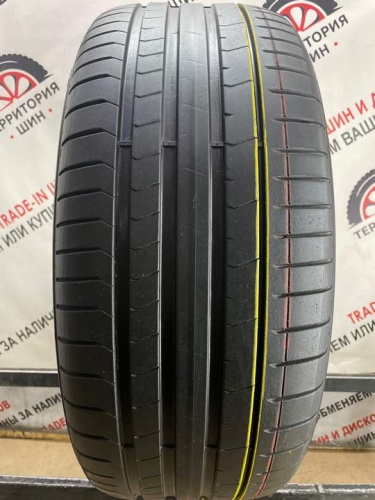 Pirelli P Zero R21 255/40