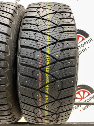 Goodyear UltraGrip 600 215/65/16