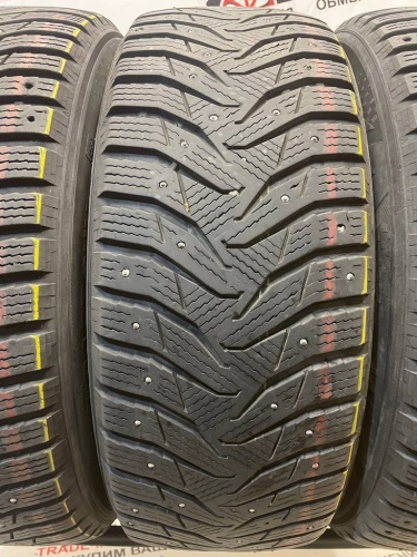 Kumho WinterCraft SUV ws31 R17	235/60