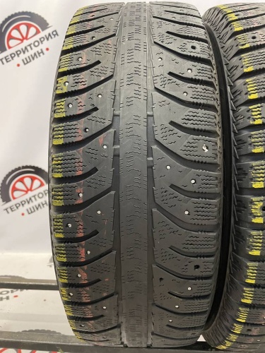 Bridgestone Ice Cruiser 7000  R16 215/65
