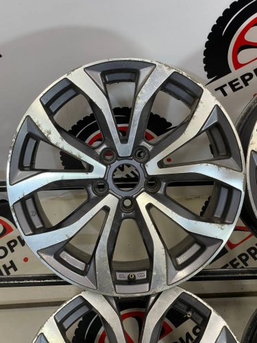 Диски литые Ауди R17 5*112 8J ET39 ЦО 65,1