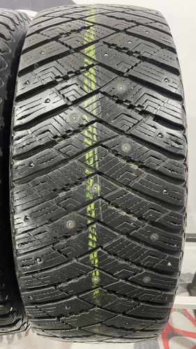 Goodyear Ultragrip Ice Arctic R19 245/55