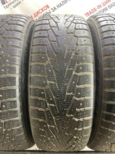 Nokian Hakkapeliitta 7 R17 235/65
