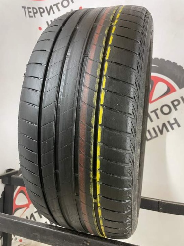 Bridgestone TuranZa t005 R17 225/45