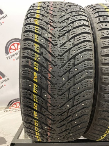 Nokian Hakkapeliitta 8 R17	215/55