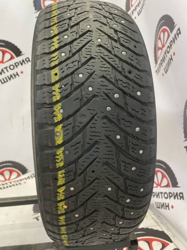 Nokian Hakkapeliitta 8 R 15 185/60 88T