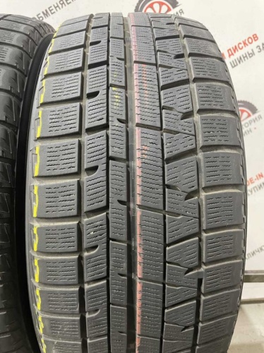 Yokohama Ice Guard IG50 R17 215/50