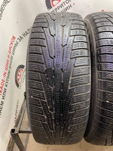 Nokian Hakka R16  215/65