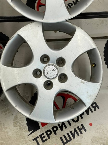 Литье Nissan R16 5*114,3 Цо 66,1 ЕТ40 6,5J