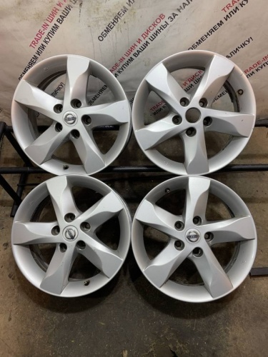Литые NISSAN  R16	5х114.3 ЦО66.6 6.5j ET40