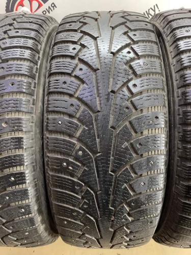 Nokian Hakkapeliitta 5 R17 235/60