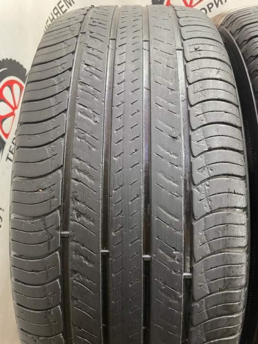 Michelin Latitude Tour HP R19 245/45