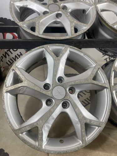 Литье Mitsubishi R16 5*114,3/67,1/6,5J/ET38