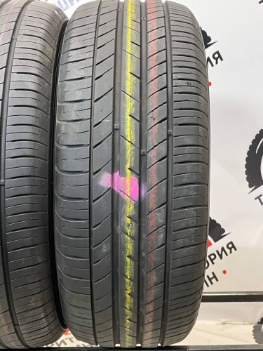 Kumho Ecsta HS52 225/55/16