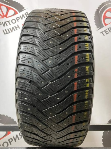 GoodYear Ultra Grip Arctic 2 R17 215/60