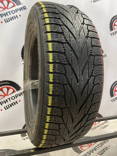 Nokian Tyres Hakkapeliitta R2 SUV R17 235/65