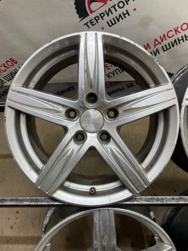 Литьё Nissan R16 5X114,3 СТ66,1 ET45