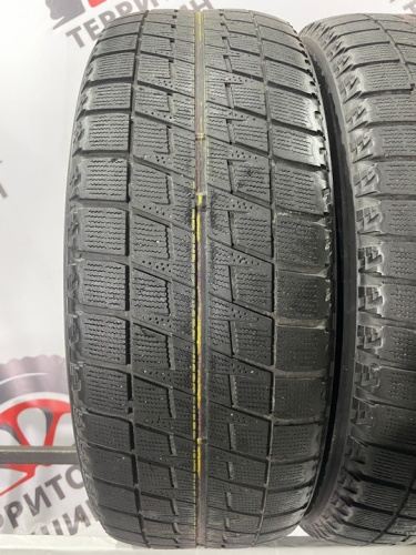 Bridgestone Blizzak Revo2 R16 215/60