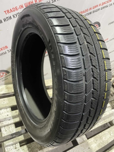 Roadstone Winguard Sport R16 215/55