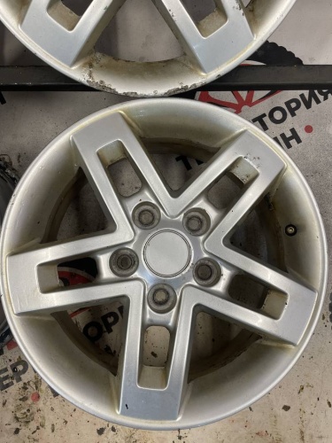Литые копия Kia R15 5x114.3 DIA 67.1 ET44 6J