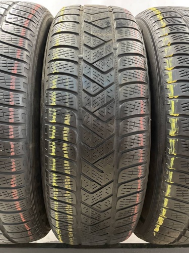 Pirelli Scorpion Winter R17	215/65