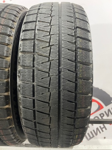 Bridgestone Blizzak Revo GZ R17 215/45