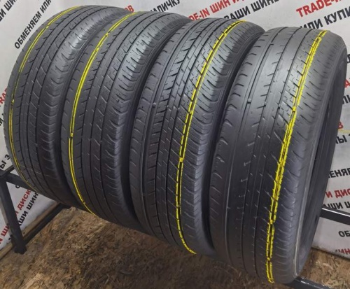 Dunlop Grandtrek ST30 R18 225/60.