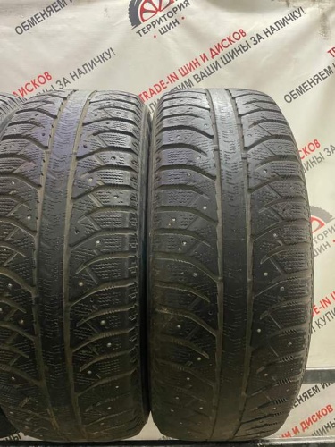 Bridgestone ice cruiser 7000 R17 235/65