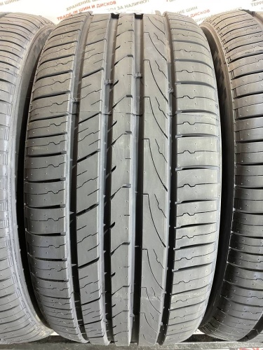 Zeta Alventi  R20	275/30 245/35