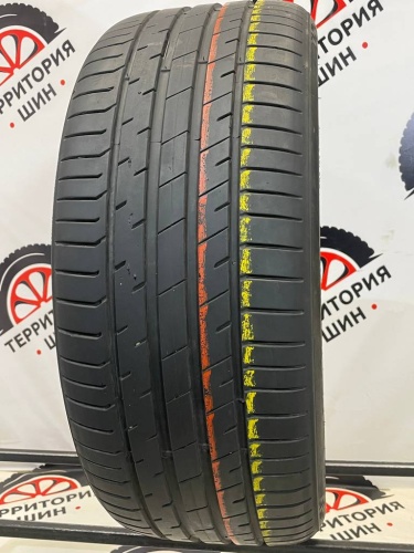 Delinte DS7 Sport R22 275/40