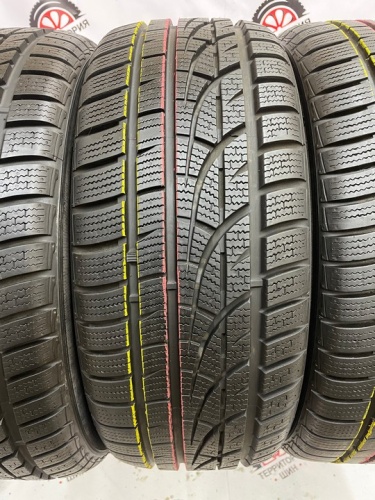 Hankook winter i*cept evo R17 215/45 91V