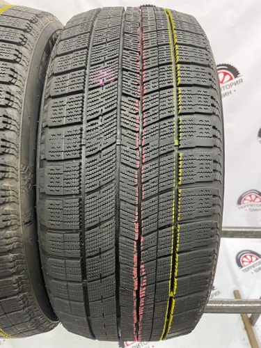 Nankang Ice Active AW-1 R18 235/50 97Q