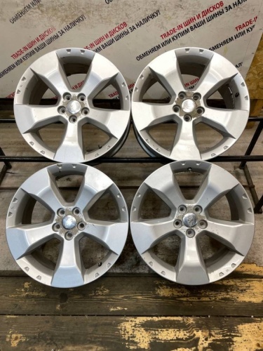 Литье Субару R17  5*100  7J ET48   ЦО 56,1