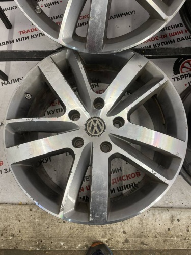 Литые диски VW R18 5x130 DIA71.6 ET56 8J