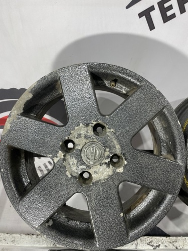 Диски литые Nissan оригинал R15 4x114.3 et46 66.1