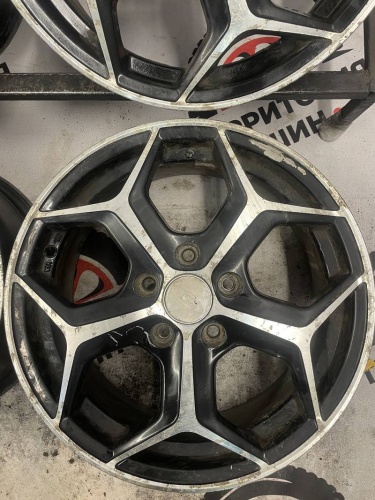 Литые форд R16 5х108 ЕТ50 ЦО63.3 6.5J