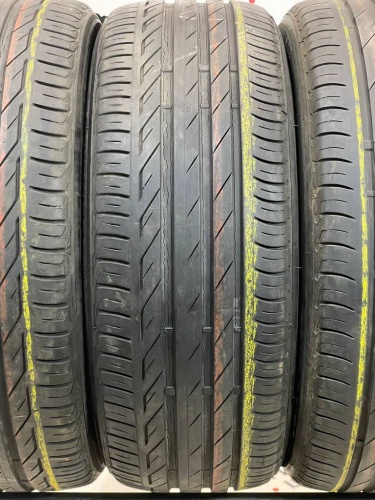 Bridgestone Turanza T001 R17	215/50