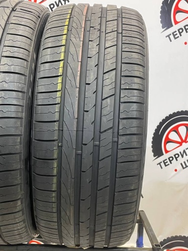 Zeta Impero R21	265/45