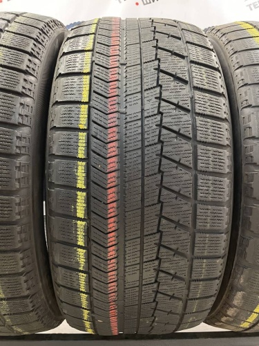 Bridgestone Blizzak VRX R18	245/50