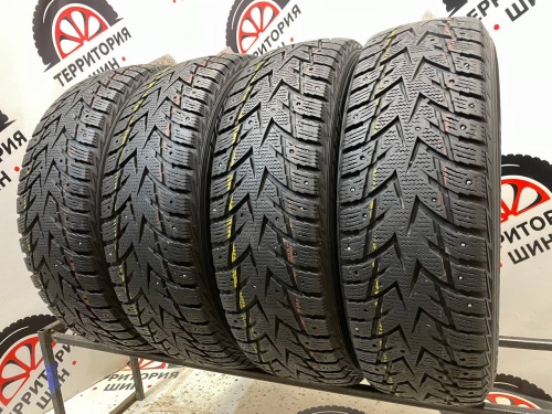 Nexen Winguard WinSpike WS62 215/70/16