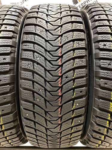 Michelin X-ice North 3 215/60/17
