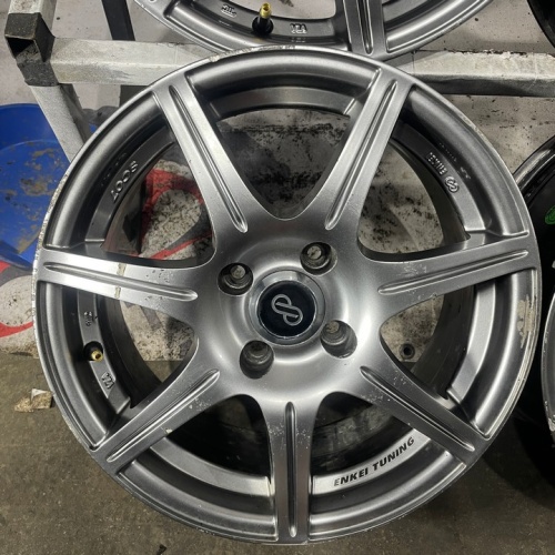 Литые диски R15 4х100 et40 73.1 6.5j
