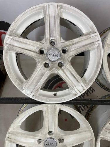 Литье GrandVitara/Nissan/Duster R16 5х114,3/60,1/ЕТ45/J6,5