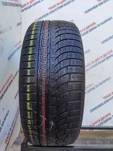 Nokian Tyres WR A4 R17 215/50