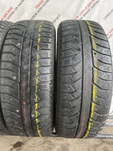 Bridgestone Ice Cruiser 7000  R17 235/65