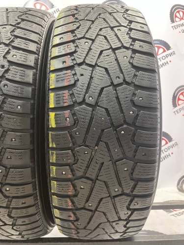 Formula Ice  R17 215/65
