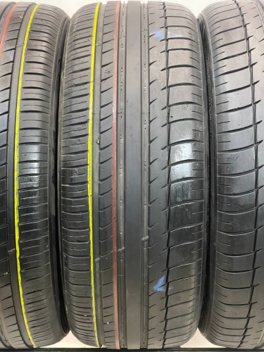 Triangle Sportex TH201 235/45/19